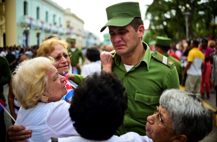 Doan xe tang dua lanh tu Fidel Castro ve chiec noi cach mang hinh anh 10