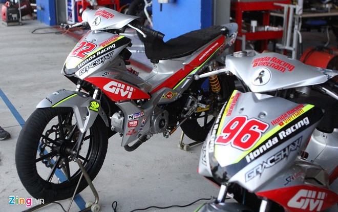 Honda Wave phien ban xe dua cua tay lai Viet hinh anh 11