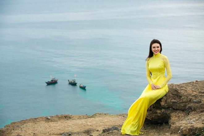 Nu xa thu 9X ben duyen nghe mau anh hinh anh 2