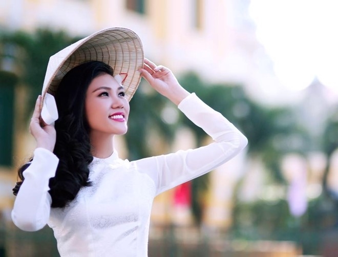 Nu xa thu 9X ben duyen nghe mau anh hinh anh 5