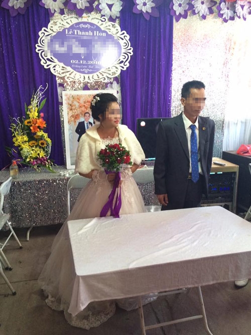 Xôn xao đám cưới chú rể lớn hơn cô dâu 25 tuổi, hơn bố vợ 3 tuổi - Ảnh 1. Xôn xao đám cưới chú rể lớn hơn cô dâu 25 tuổi, hơn bố vợ 3 tuổi - Ảnh 1.