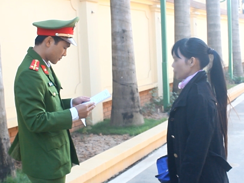 18-nam-bat-tin-nguoi-chong-nang-tinh-cho-vo-ngay-dac-xa