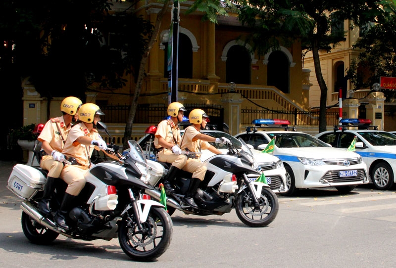 hn: phan luong giao thong phuc vu hoi nghi apec-isom hinh anh 1