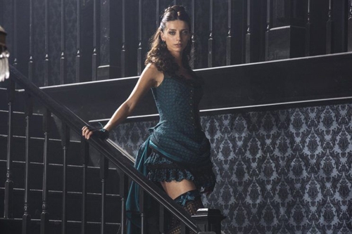 10-canh-nong-va-bao-luc-gay-kinh-ngac-trong-westworld-4