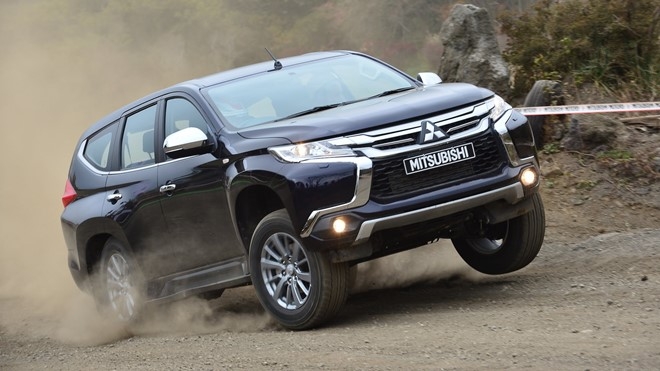 Mitsubishi Pajero Sport gia tu 1,4 ty dong tai Viet Nam hinh anh 2