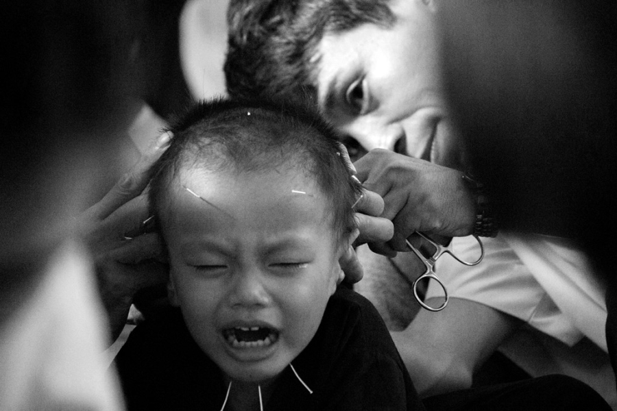 Noi cuu mang nhung em nho mac benh 'vo phuong cuu chua' hinh anh 8