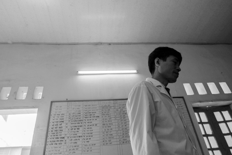 Noi cuu mang nhung em nho mac benh 'vo phuong cuu chua' hinh anh 9