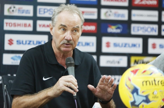 HLV Alfred Riedl vẫn đang dẫn dắt tuyển Indonesia nhưng LĐBĐ nước này đã tìm được người thay ông