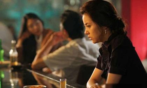 Image result for Tôi khiến vợ đau lòng khi không hủy những kỷ niệm với tình cũ
