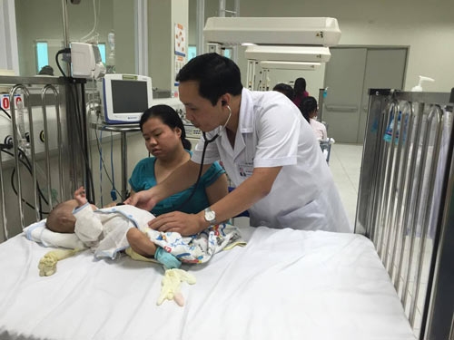 vi sao tre cham len can, viem tai, mui, hong lien tuc? hinh anh 1