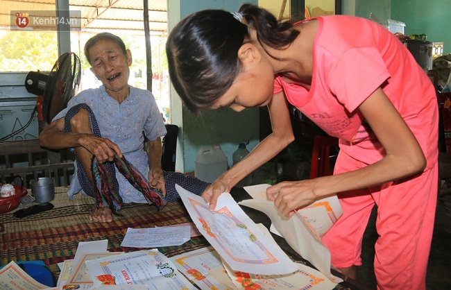 Cô gái mang khuôn mặt bà lão ở Quảng Nam: ăn gấp 10 lần người thường, uống mỗi ngày 36 lít nước - Ảnh 12.