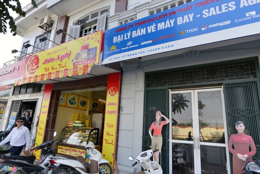 Quang cao 'dong phuc' dang dan bien mat tai pho kieu mau hinh anh 10