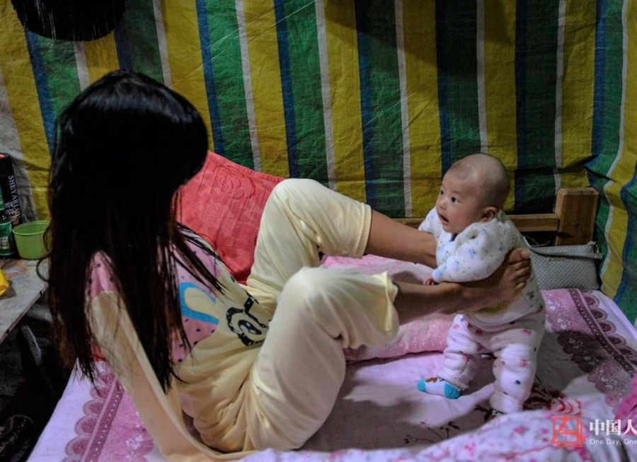 8 khoanh khac cam dong giua cha me va con nam 2016 hinh anh 6