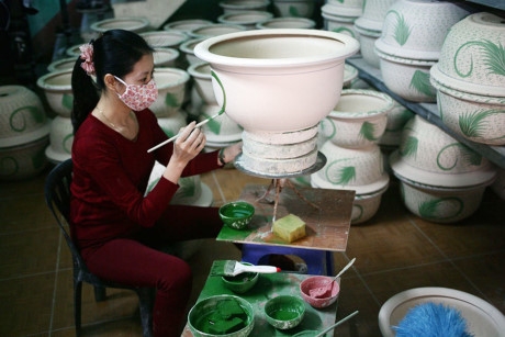 Lang gom co hon 1.000 nam tuoi ben song Hong - Anh 9