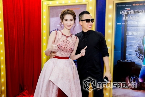Ngọc Trinh lộng lẫy trên thảm đỏ 0