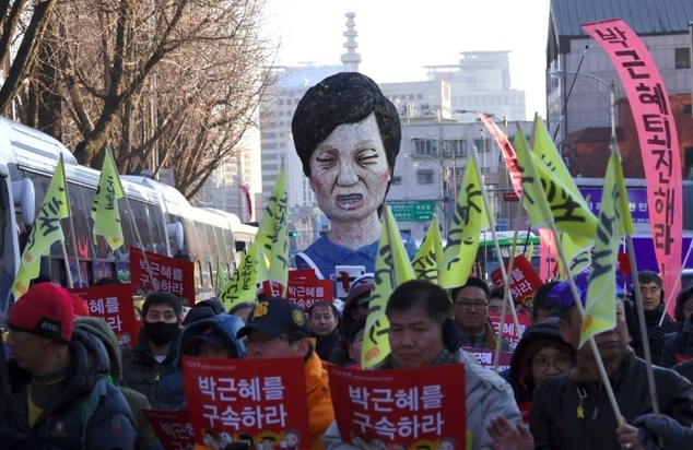 phan ung 'la' cua nguoi han quoc khi tong thong bi luan toi hinh anh 3