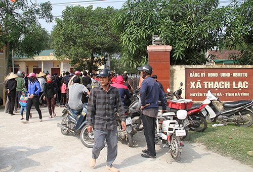 u-da-sau-cuoc-hop-chia-tien-den-bu-hon-300-nguoi-vay-tru-so-xa