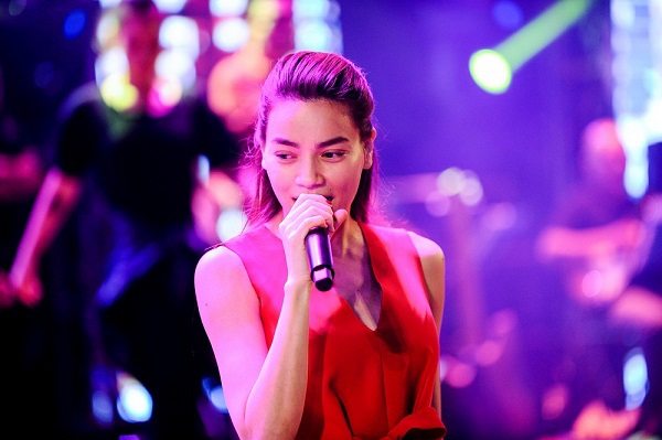 ho-ngoc-ha-du-tong-duyet-show-duyen-dang-viet-nam-1