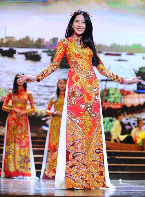 ho-ngoc-ha-du-tong-duyet-show-duyen-dang-viet-nam-5