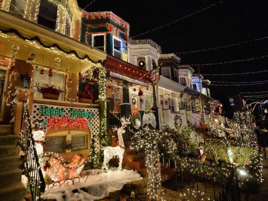 Khong khi Giang sinh da tran ngap tren duong pho Tay hinh anh 6