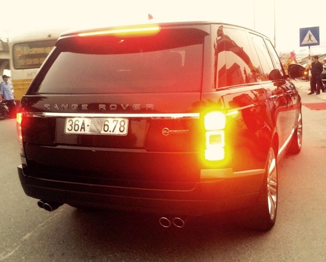Nữ đại gia Thanh Hóa tậu Range Rover SVAutobiography trị giá 12 tỷ Đồng - Ảnh 3.