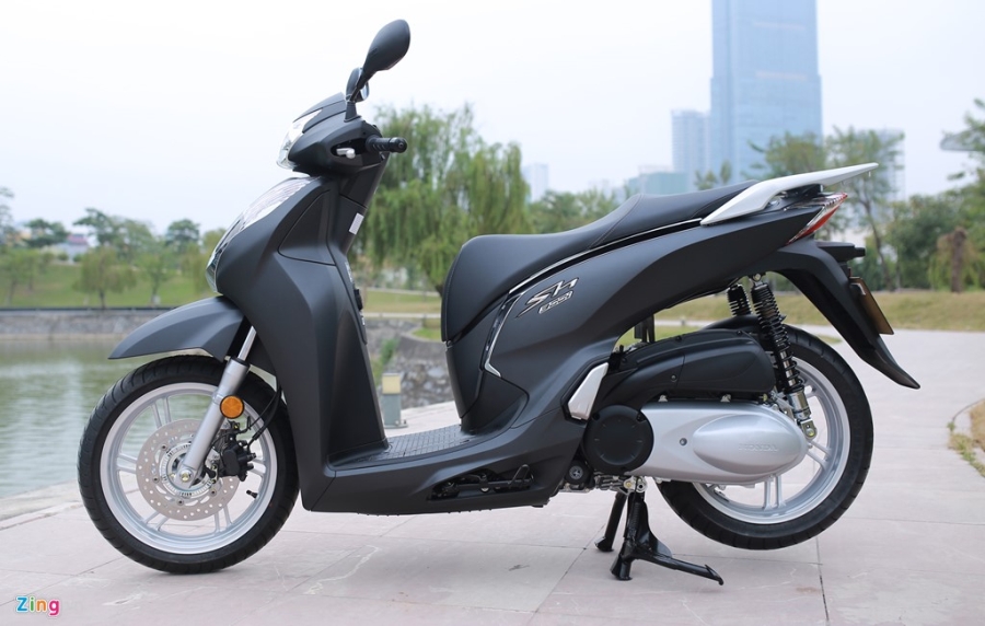 Anh thuc te Honda SH 300i ABS gia 248 trieu vua ra mat o VN hinh anh 14