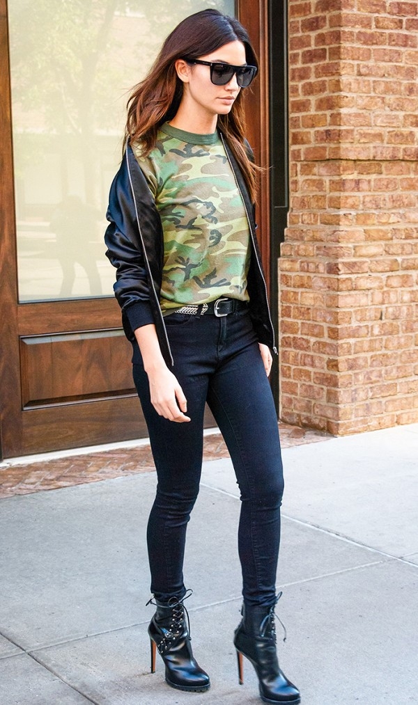 Ankle boots va skinny den, bo doi hoan hao cua sao ngay dong hinh anh 2