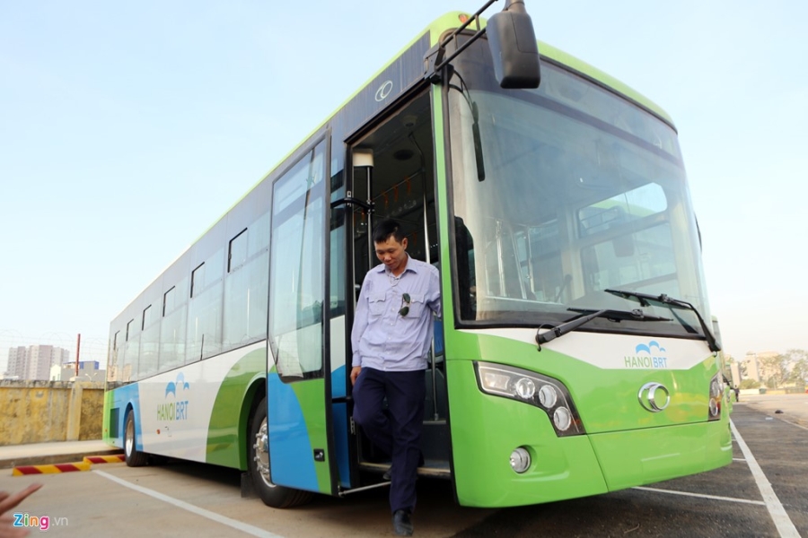 Can canh dan xe buyt nhanh BRT truoc gio hoat dong hinh anh 4