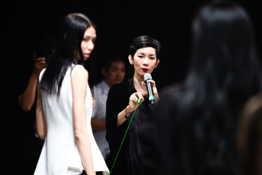 Dao dien catwalk: Niem vui, noi buon sau san dien hinh anh 3
