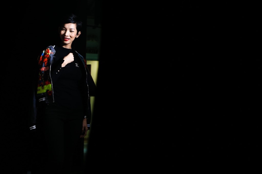Dao dien catwalk: Niem vui, noi buon sau san dien hinh anh 18