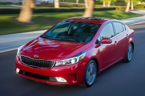 Xe Kia tại Việt Nam hạ giá 