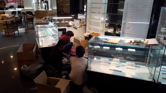 Parkson Thái Hà mở cửa vét khách trong ngày cuối cùng trước khi đóng cửa, di dời - Ảnh 7.