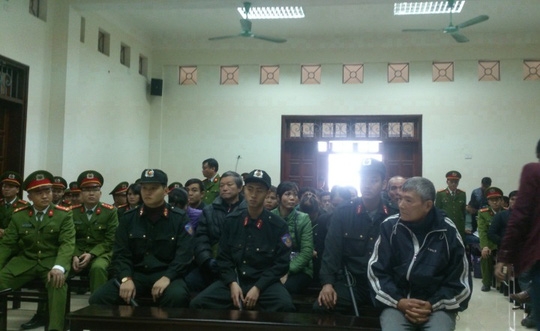 Bị cáo thảm sát 4 bà cháu tự chế hung khí gây án