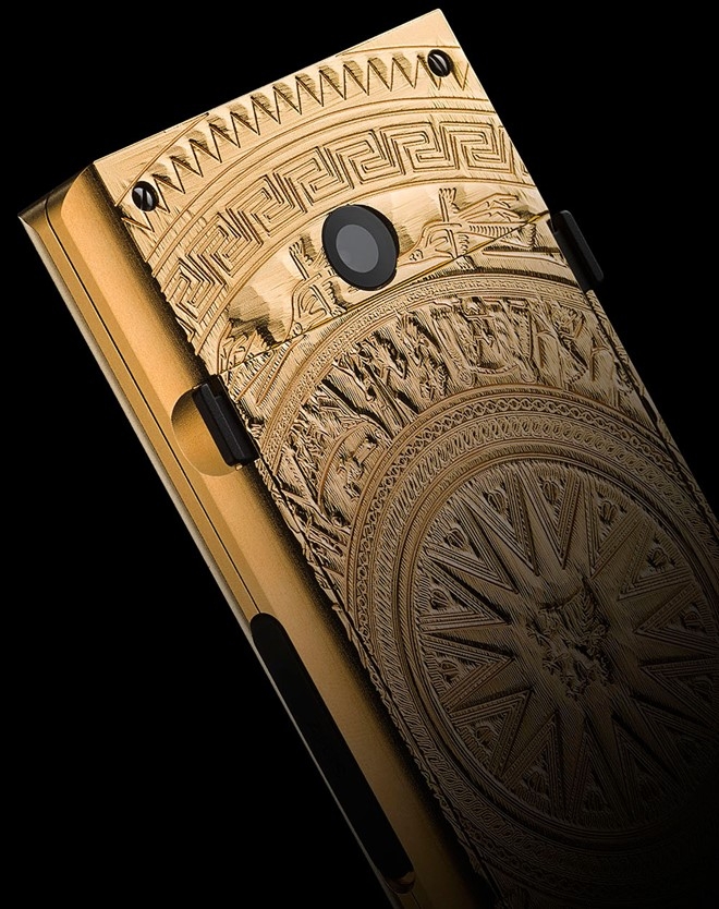 Dien thoai Mobiado khac hinh trong dong gia 150 trieu hinh anh 3