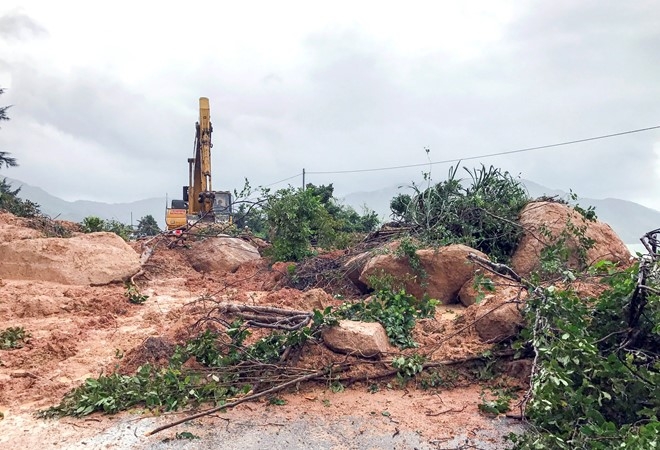 Hang chuc doan tau ket cung tai Phu Yen va Khanh Hoa hinh anh 1