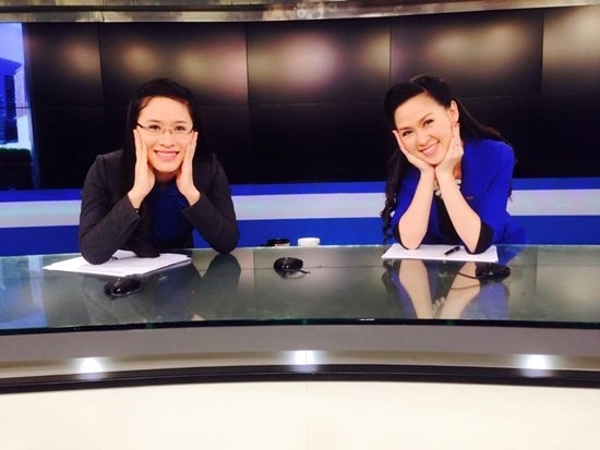Hình ảnh không được lên sóng của BTV Thúy Hằng Thời sự 19h