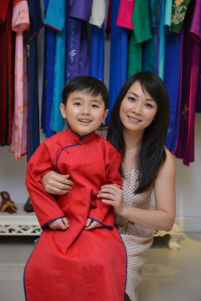 Evan Lê và mẹ.