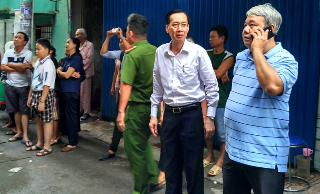 Vụ cháy làm 6 người chết thảm: Tôi thấy họ hoảng loạn nhảy xuống đất, gãy tay chân - Ảnh 2.