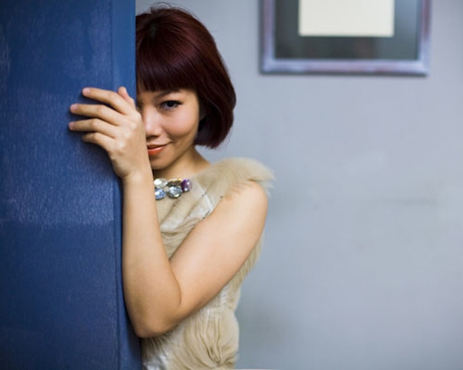 Nam ca sĩ Right Here Waiting đến biểu diễn tại Hà Nội - Ảnh 2.