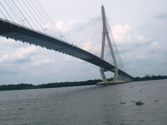 Nan giai nan nhay cau Can Tho tu tu hinh anh 2