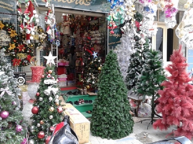 nhung mon do trang tri bac trieu dip noel hinh anh 1