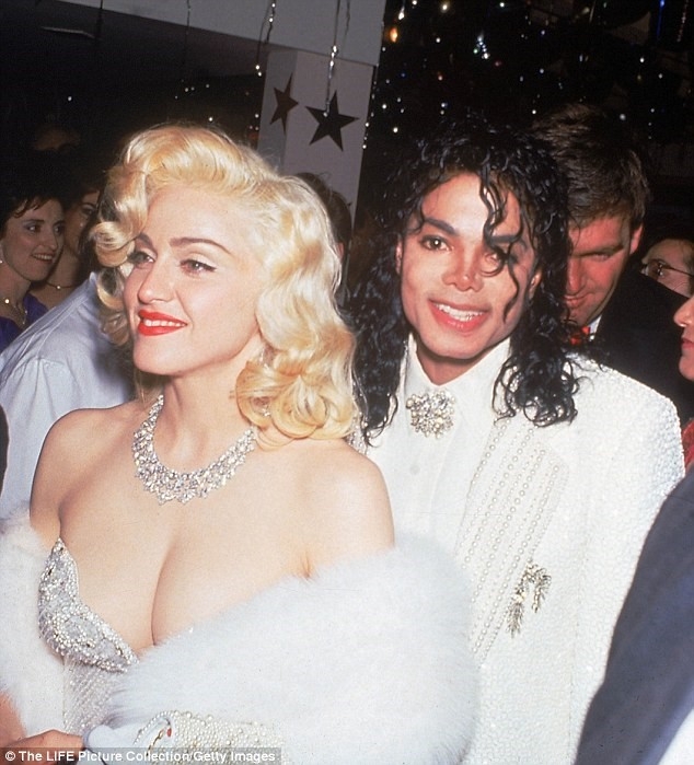 Bi mat cuoc tinh dang do giua Madonna va Michael Jackson hinh anh 1