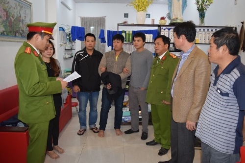 ke-cuop-ngan-hang-lay-duoc-725-trieu-dong-chi-la-an-may