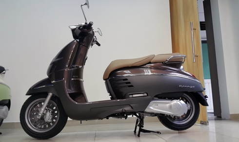 them-hinh-anh-peugeot-django-125