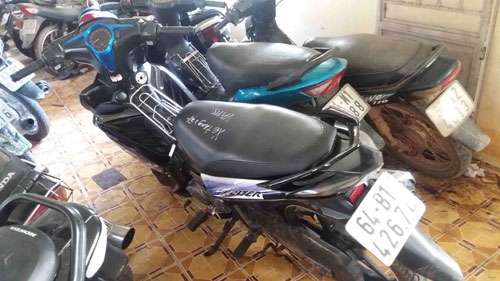 Phút nghẹt thở truy đuổi hai tên cướp có vũ khí - 3