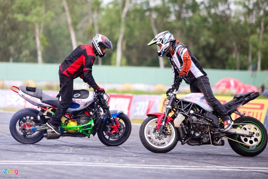 Stunter Nhat va My ve Binh Duong trinh dien xe mao hiem hinh anh 2
