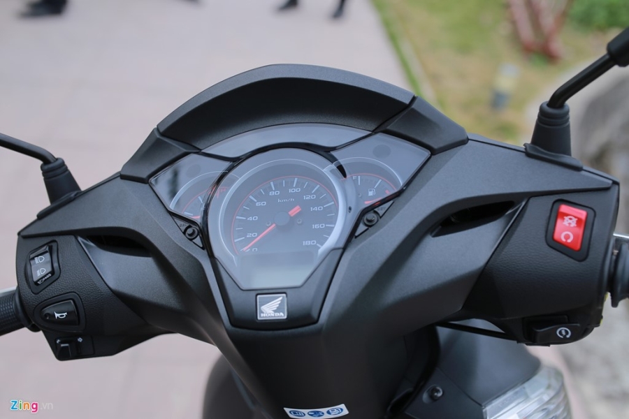 Anh thuc te Honda SH 300i ABS mau xam den chinh hang hinh anh 4