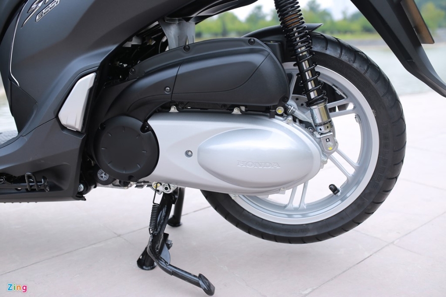 Anh thuc te Honda SH 300i ABS mau xam den chinh hang hinh anh 10