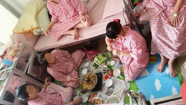 Chị em phát cuồng với team chờ đẻ ăn lẩu uống bia chụp hình kỉ niệm, bình tĩnh nhất vịnh Bắc Bộ - Ảnh 4. Chị em phát cuồng với team chờ đẻ ăn lẩu uống bia chụp hình kỉ niệm, bình tĩnh nhất vịnh Bắc Bộ - Ảnh 4.