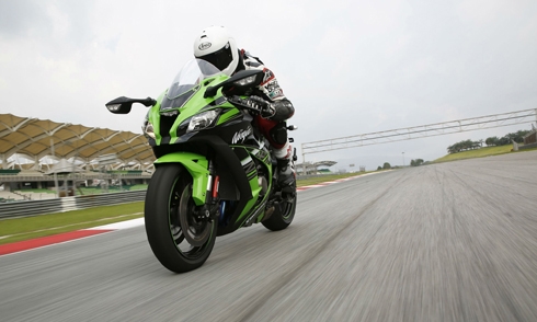 10-moto-manh-nhat-the-gioi-2016-8